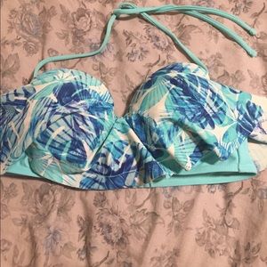 ✨2 for $25✨ Cute bathing suit top